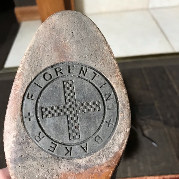 Designer Oxford Shoes - Picture 2 of 2